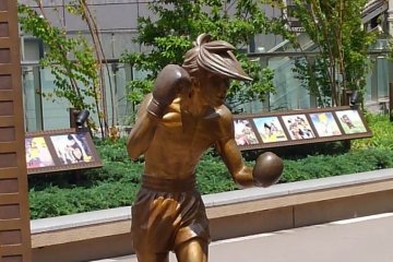 大泉学園前のジョーフィギュア