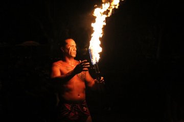hawaii-fire-dance